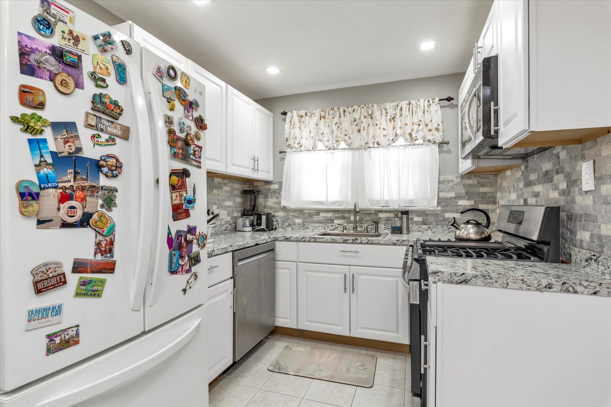 596 Lincoln Avenue, West Hempstead, NY 11552