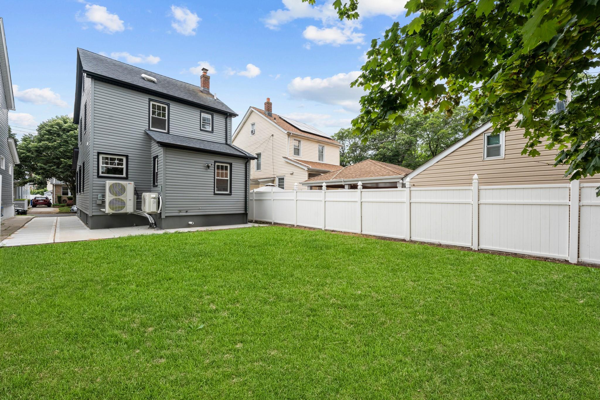 24005 Weller Avenue, Rosedale, NY 11422