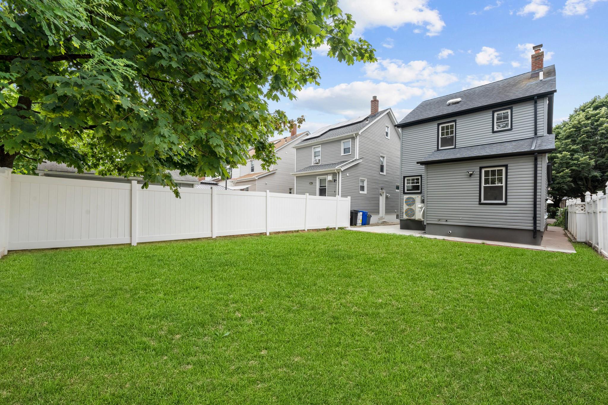 24005 Weller Avenue, Rosedale, NY 11422