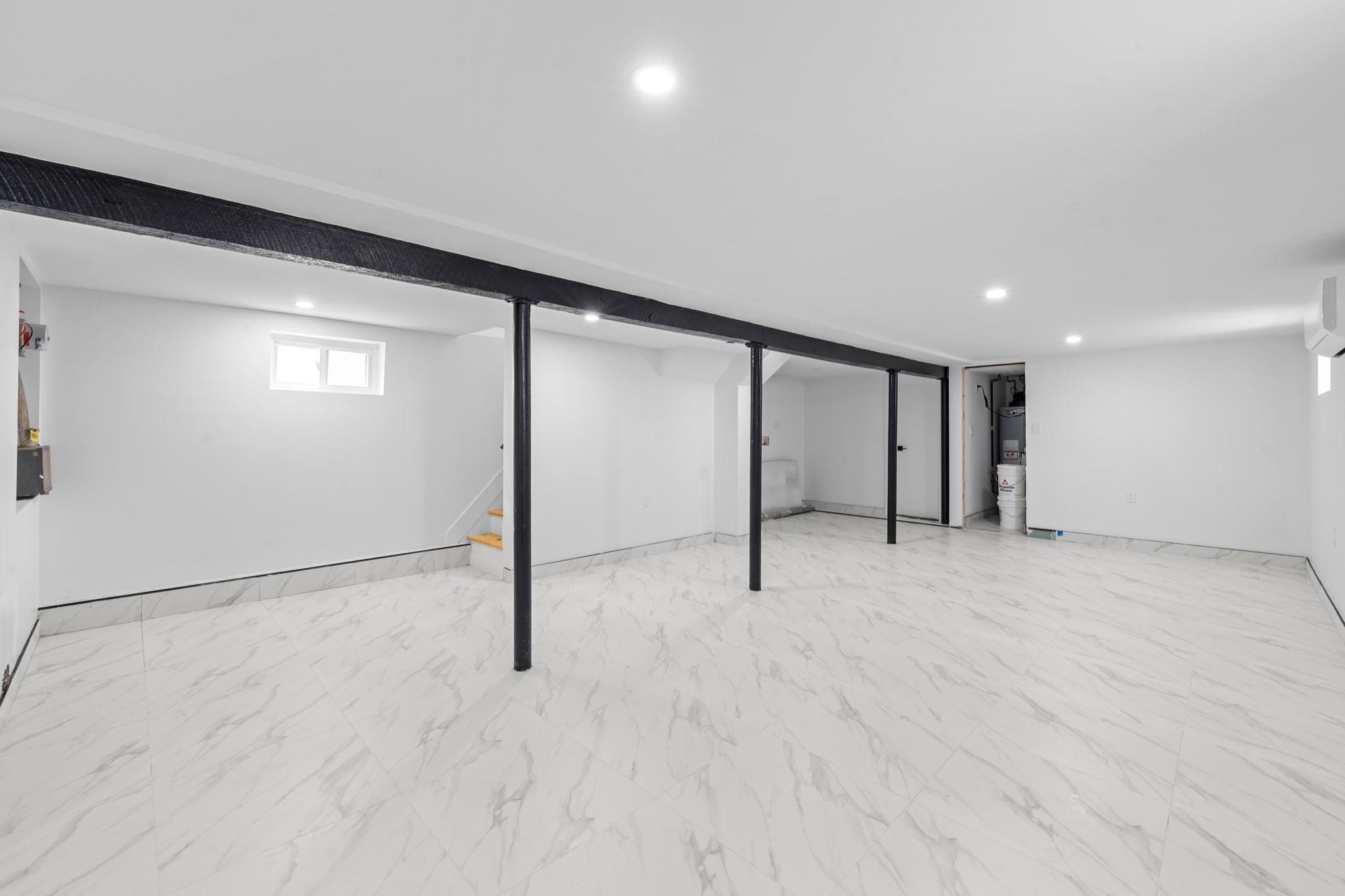 24005 Weller Avenue, Rosedale, NY 11422