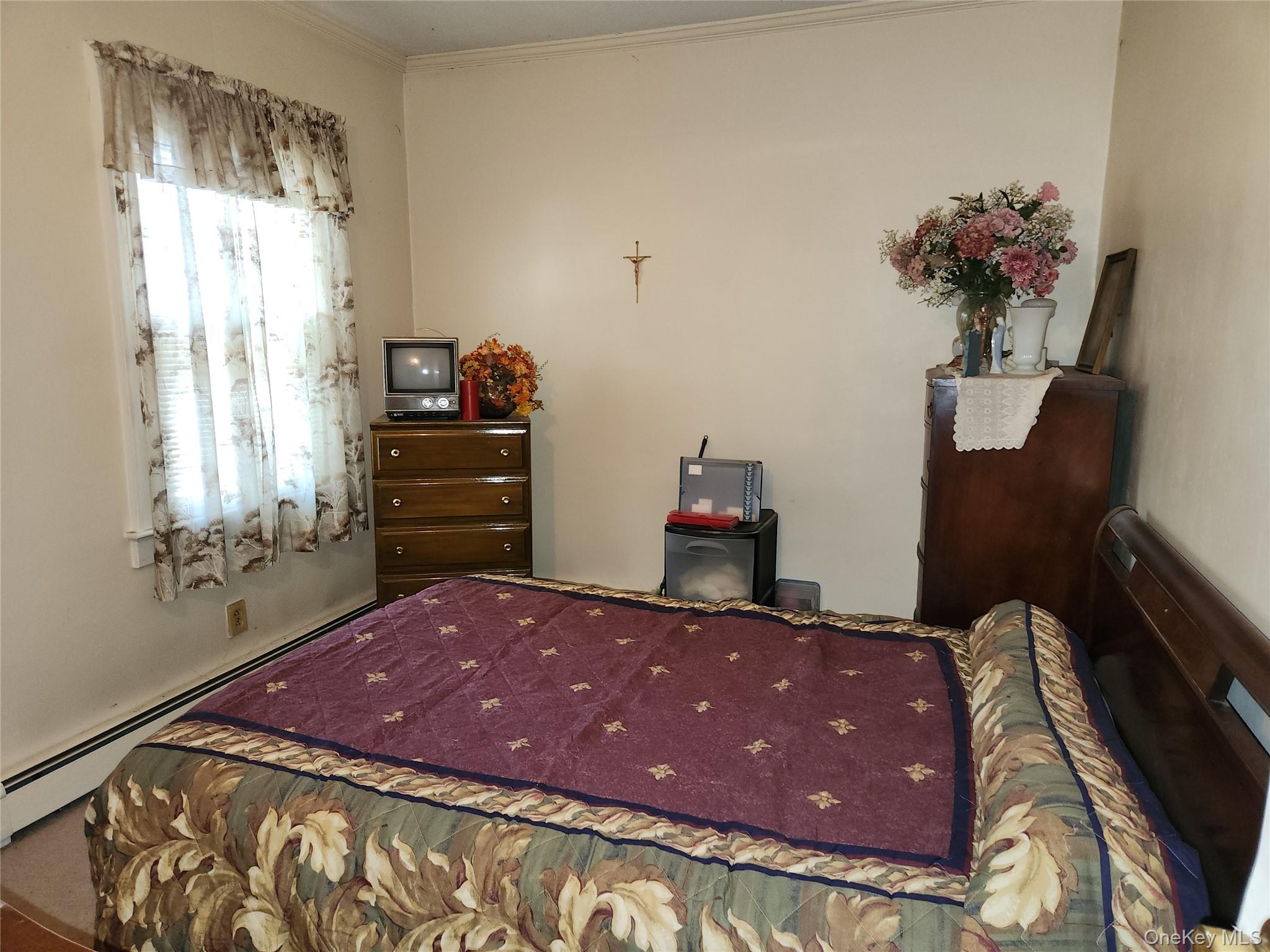 14 W Argyle Street, Valley Stream, NY 11580