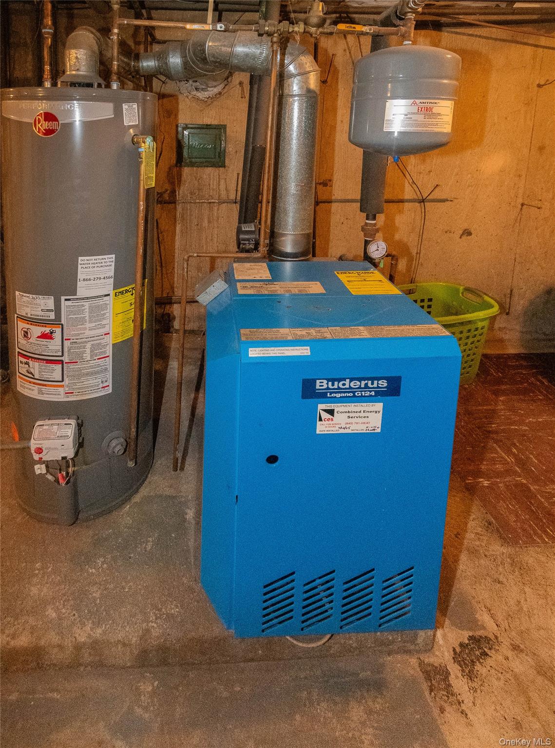 17 Hillside Place, Fallsburg, NY 12779