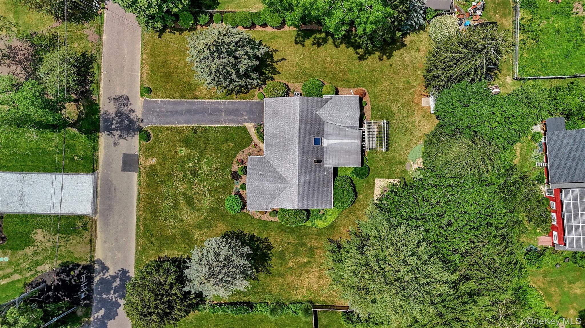 625 Glenn Road, Southold, NY 11971