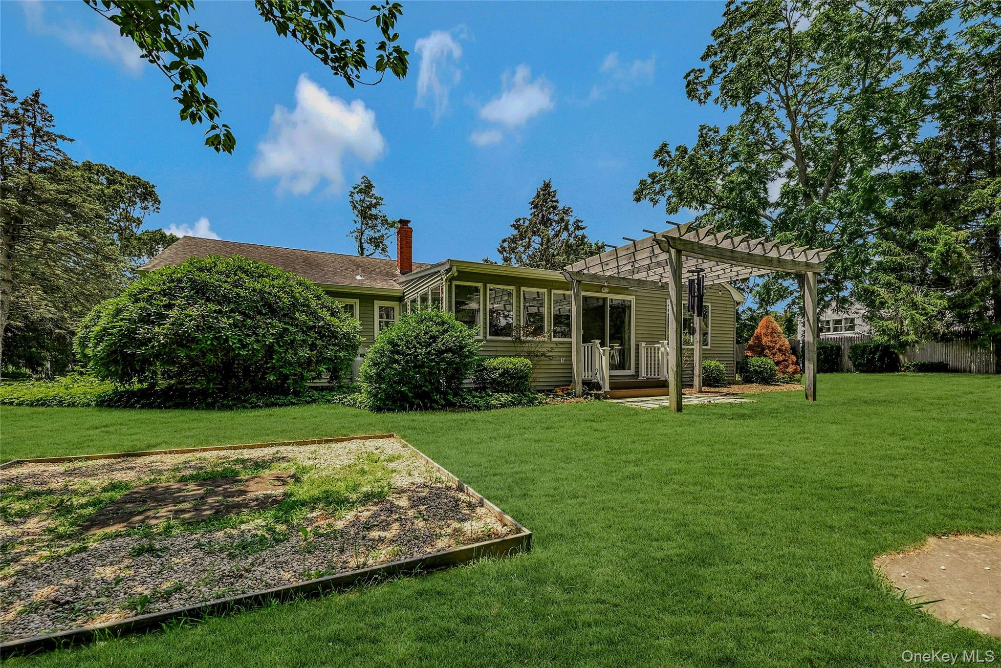 625 Glenn Road, Southold, NY 11971