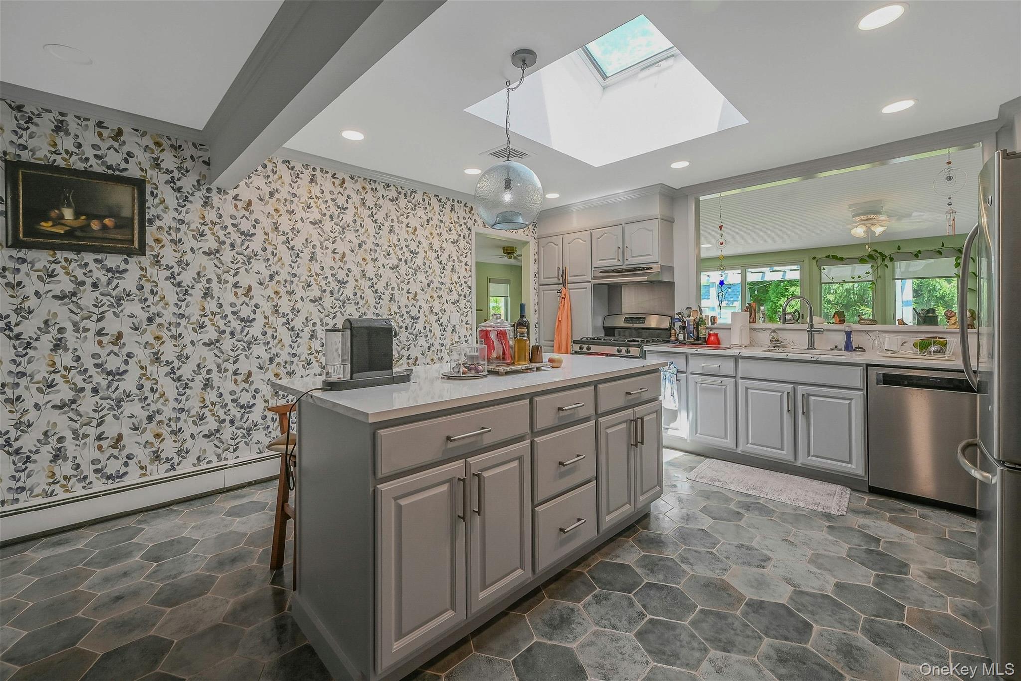 625 Glenn Road, Southold, NY 11971