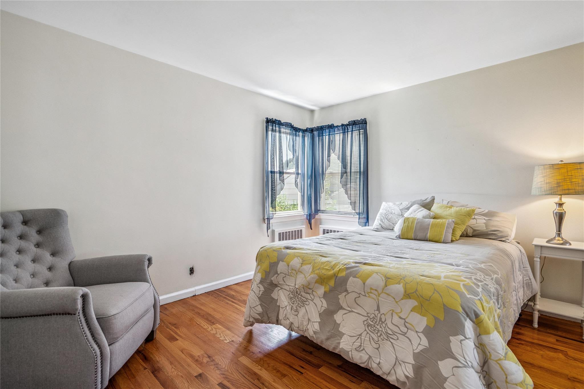 12 Westmoreland Road, Merrick, NY 11566