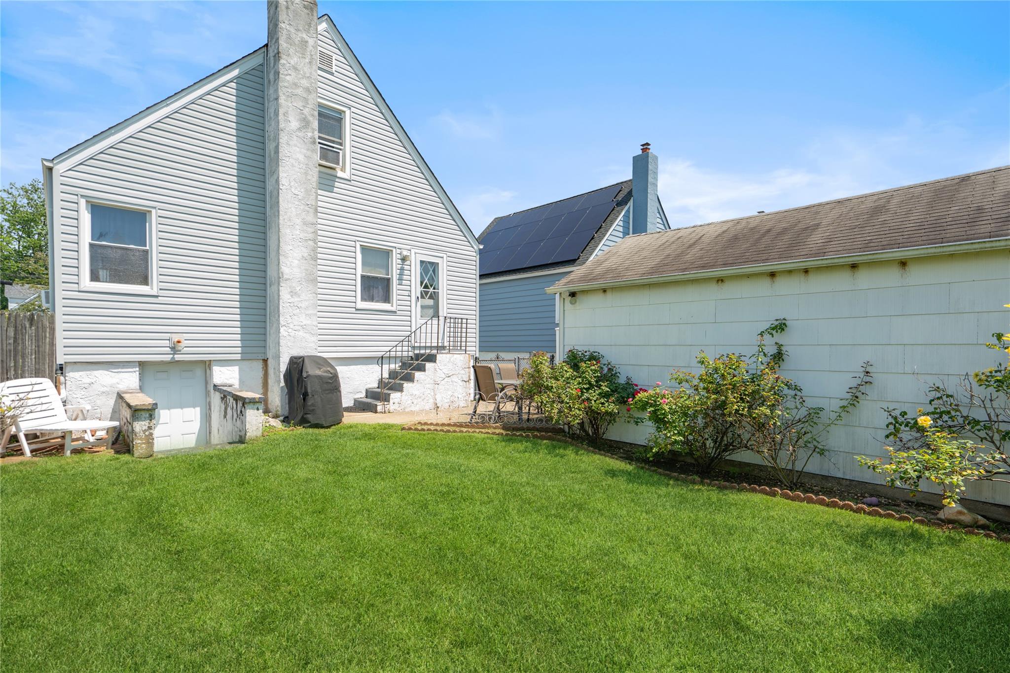 12 Westmoreland Road, Merrick, NY 11566