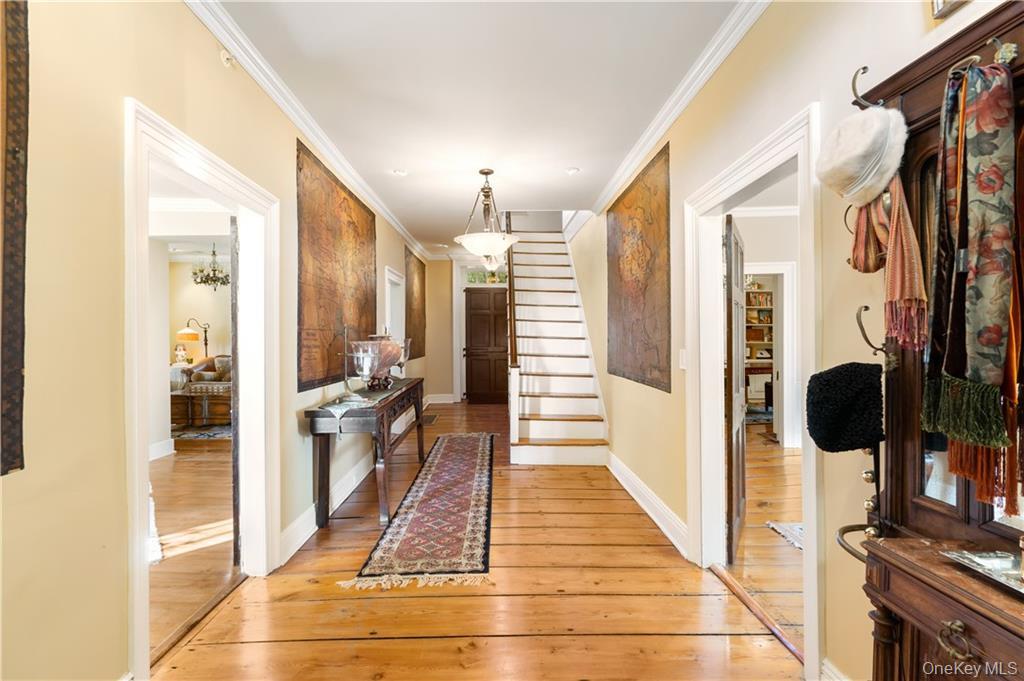 11 Brown Road, Pleasant Valley, NY 12569