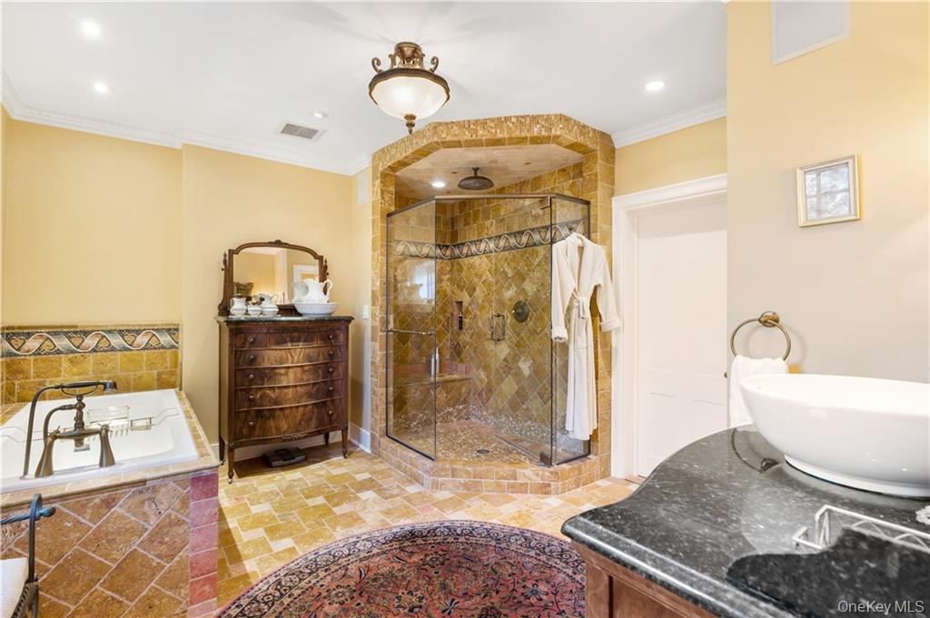 11 Brown Road, Pleasant Valley, NY 12569