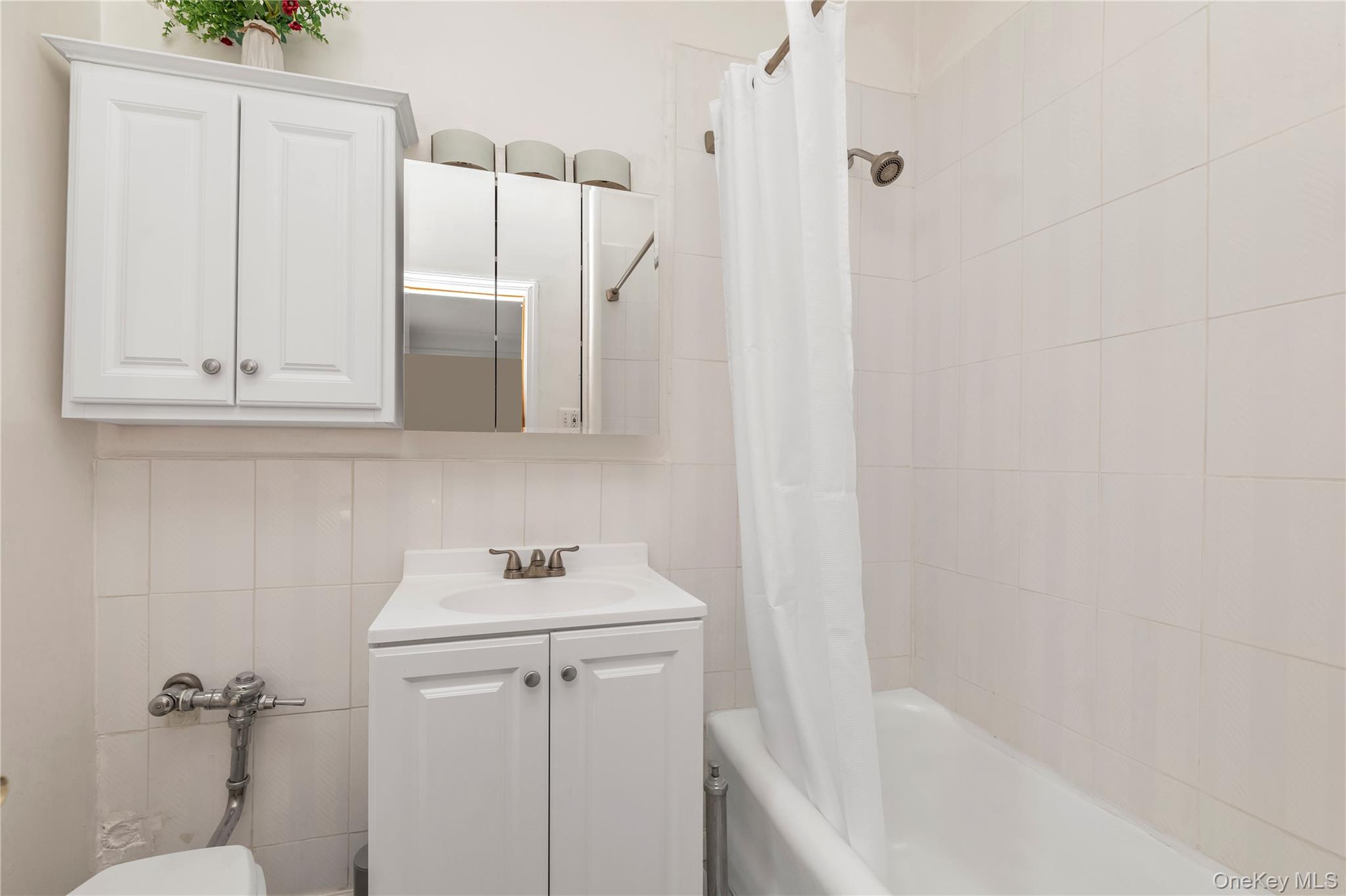 160-15 Powells Cove Boulevard # A1, Whitestone, NY 11357