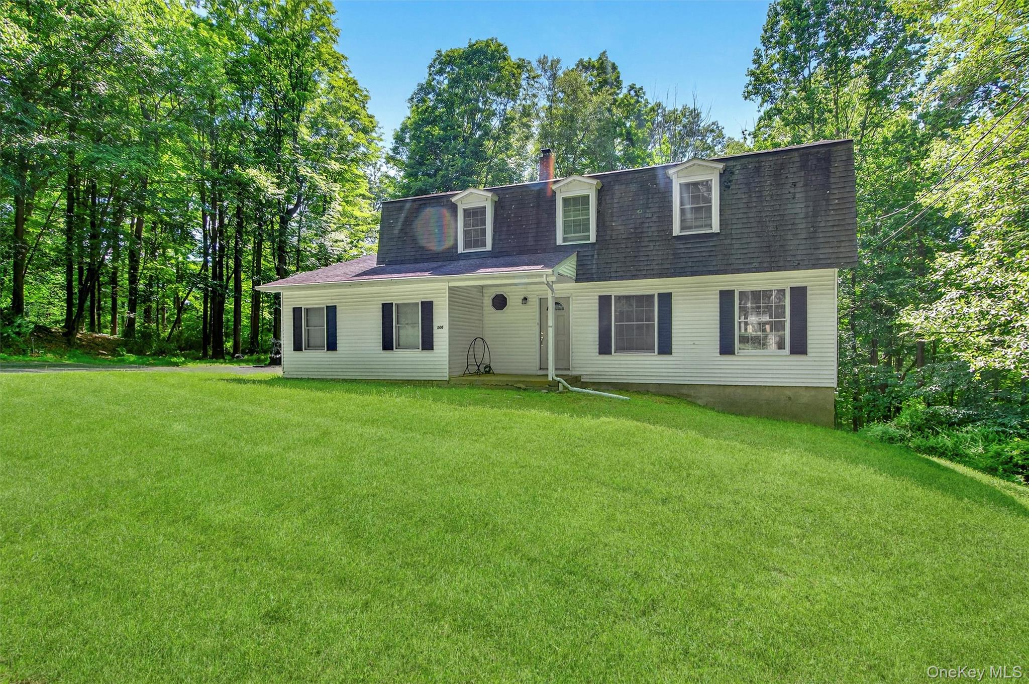 300 Estrada Road, Central Valley, NY 10917