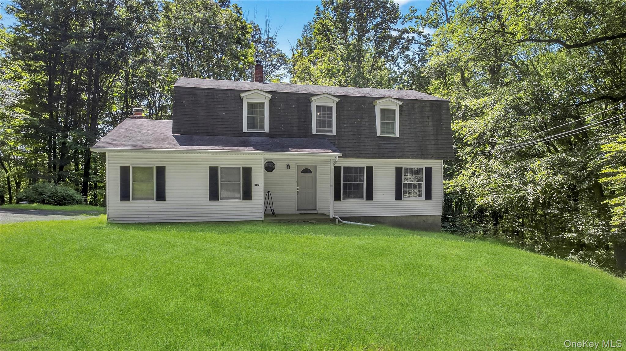 300 Estrada Road, Central Valley, NY 10917