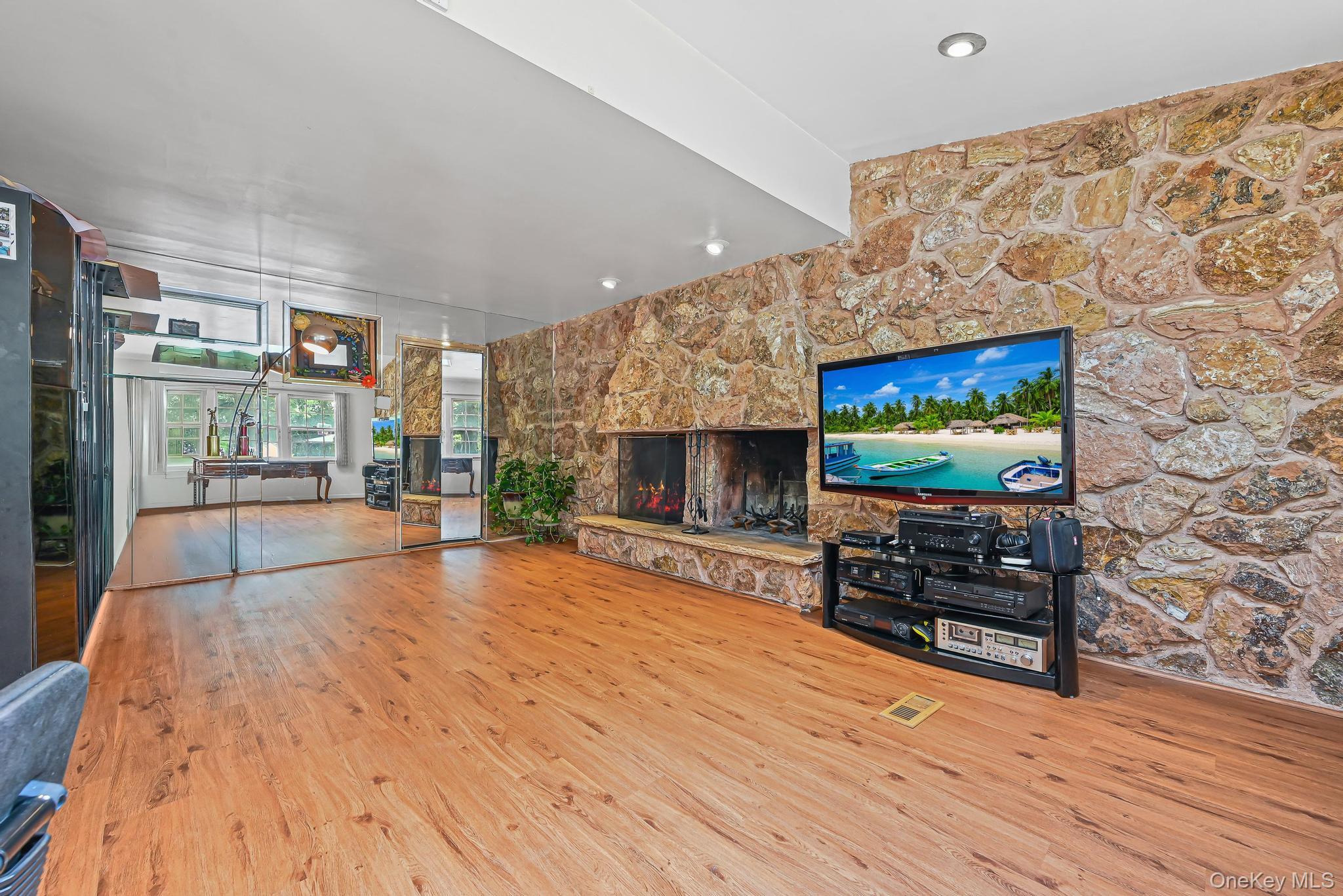 23 Pettit Drive, Dix Hills, NY 11746