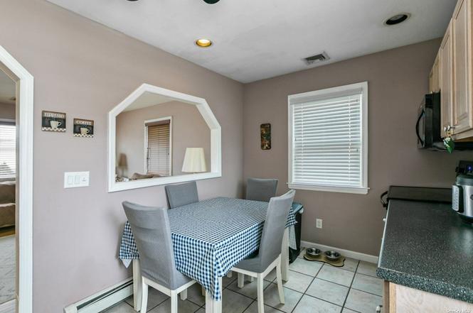 250 N Rutherford Avenue, Massapequa, NY 11758