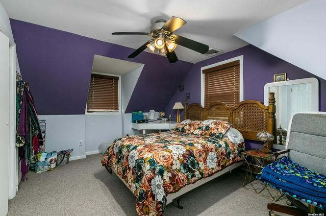 250 N Rutherford Avenue, Massapequa, NY 11758