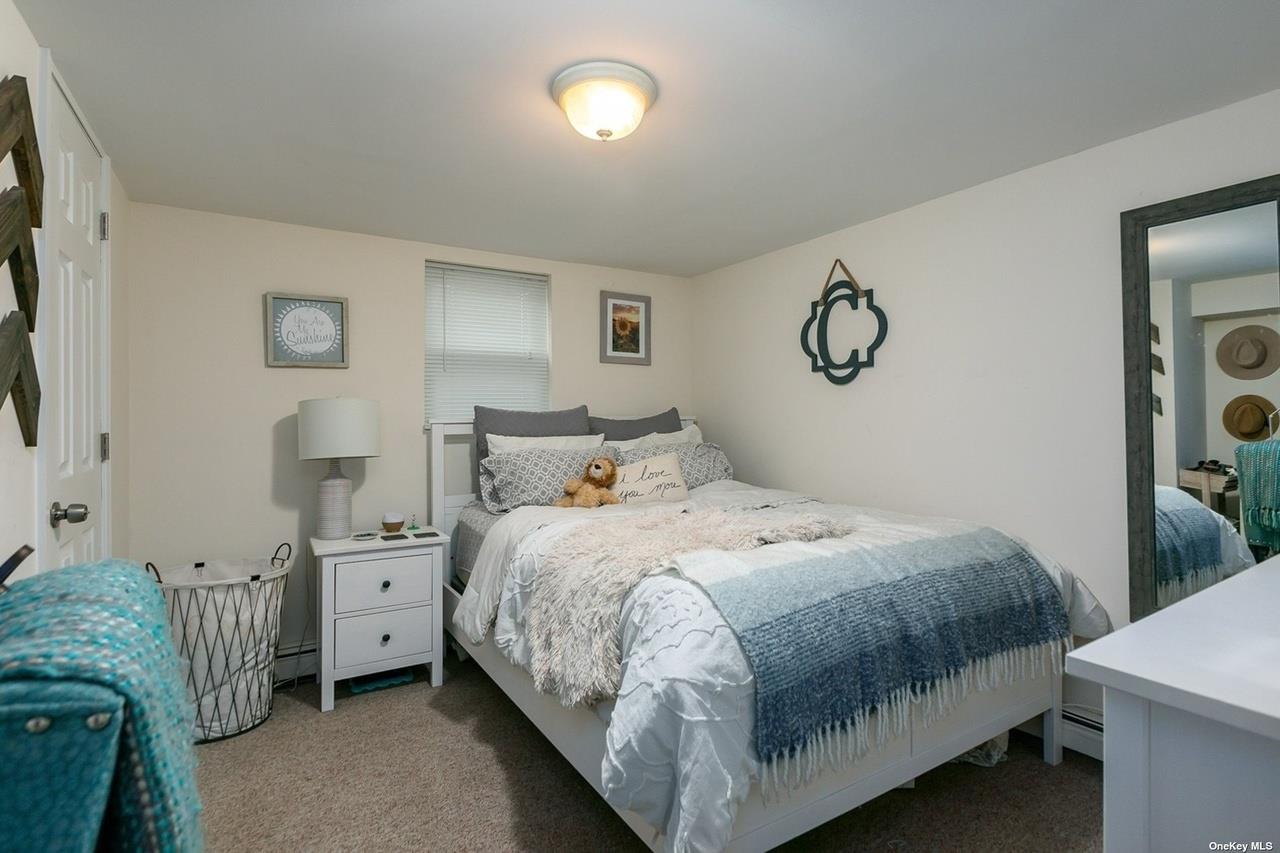 250 N Rutherford Avenue, Massapequa, NY 11758