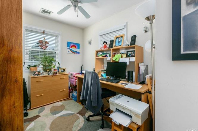 250 N Rutherford Avenue, Massapequa, NY 11758