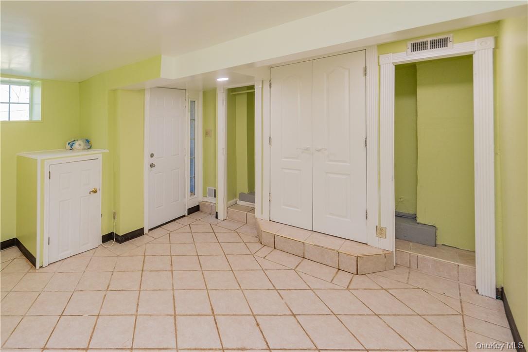 11 Stage Coach Road, Warwick, NY 10990