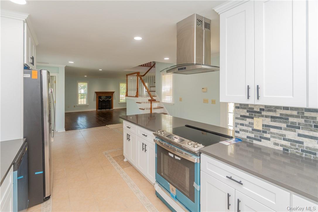 11 Stage Coach Road, Warwick, NY 10990