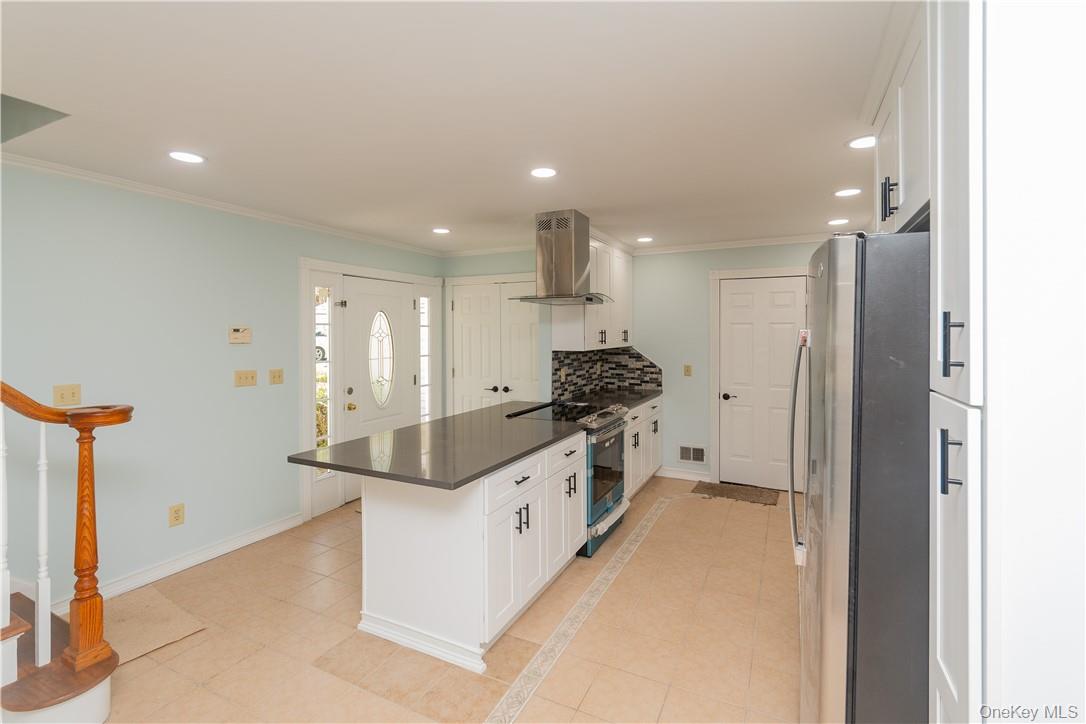 11 Stage Coach Road, Warwick, NY 10990