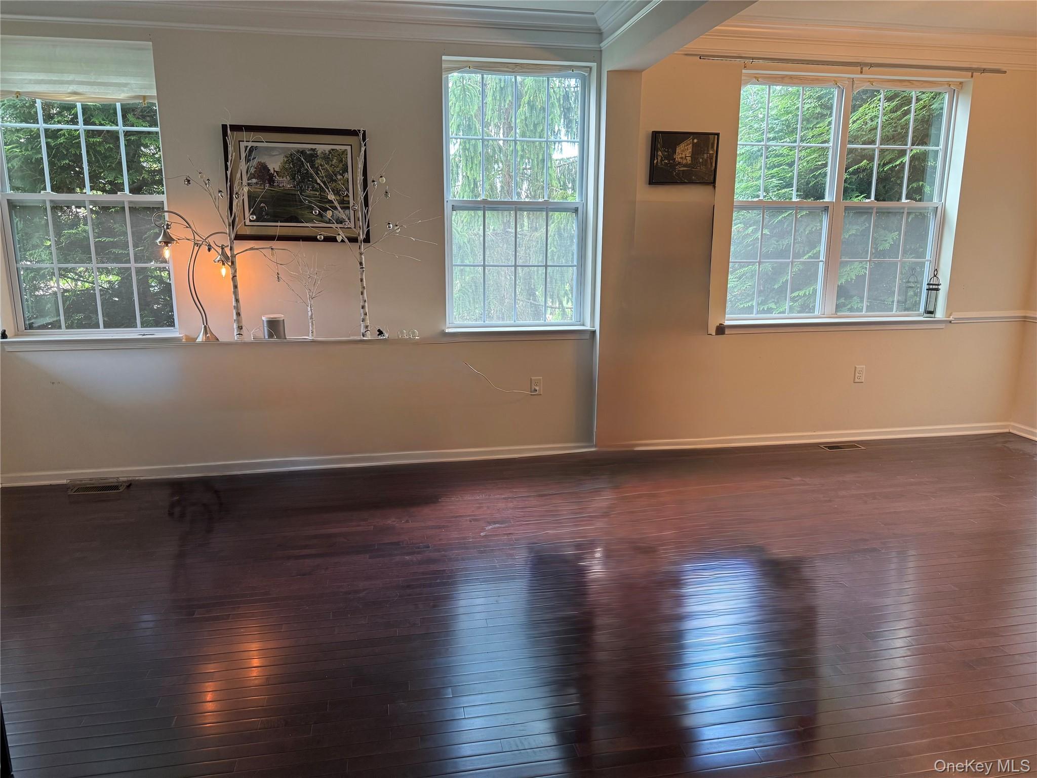 18 Pritchard Court, Fishkill, NY 12524