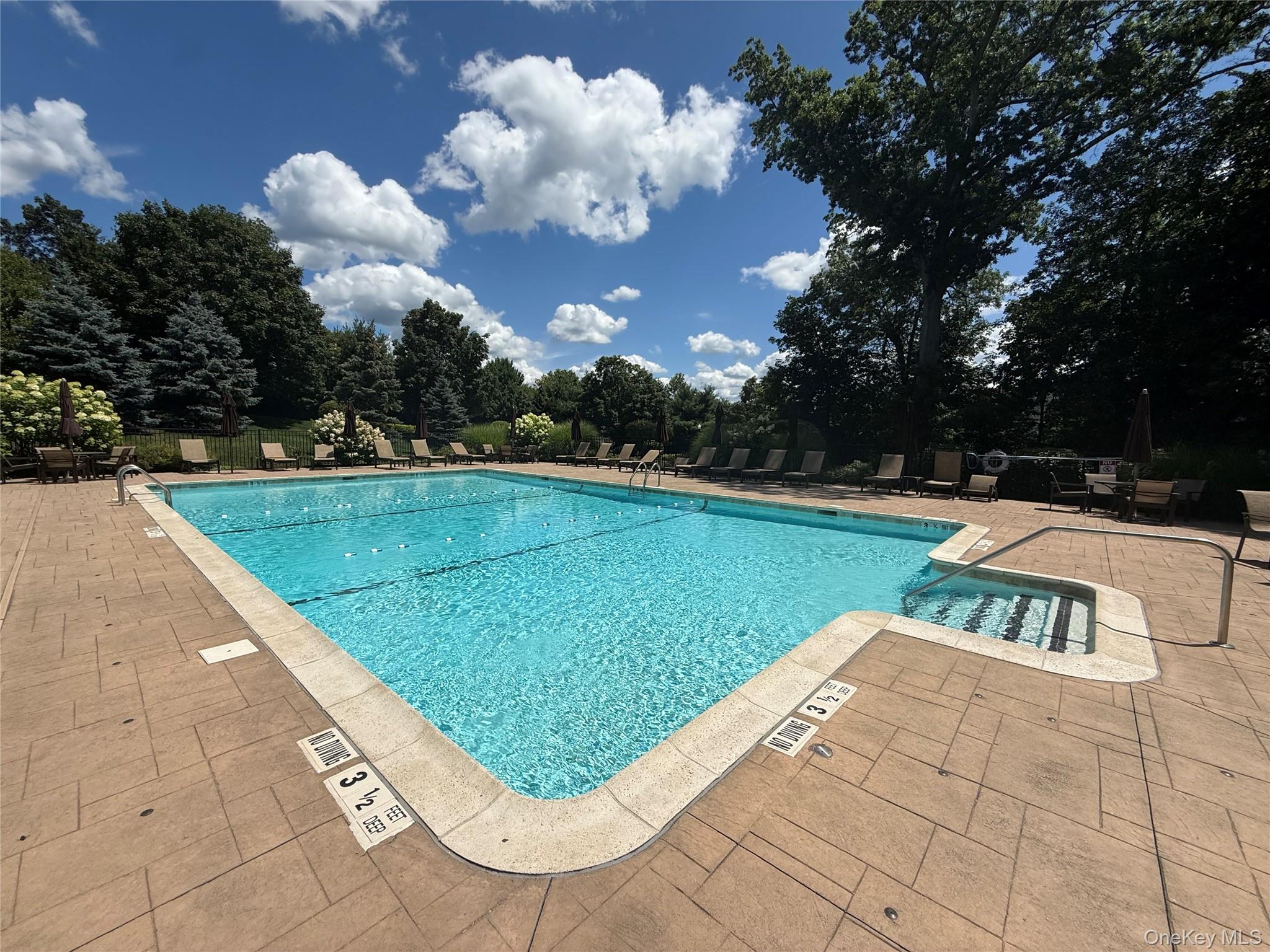 18 Pritchard Court, Fishkill, NY 12524