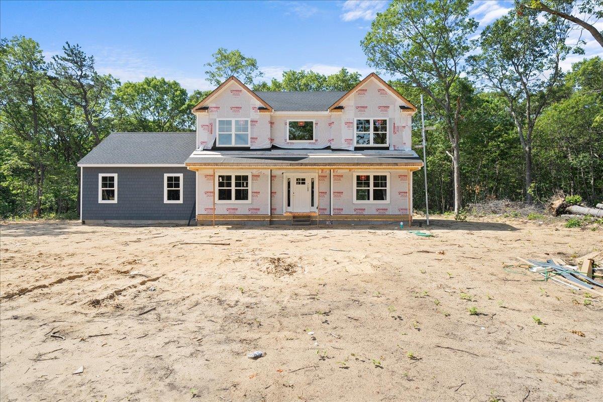 10 Fourth Avenue, Centereach, NY 11720