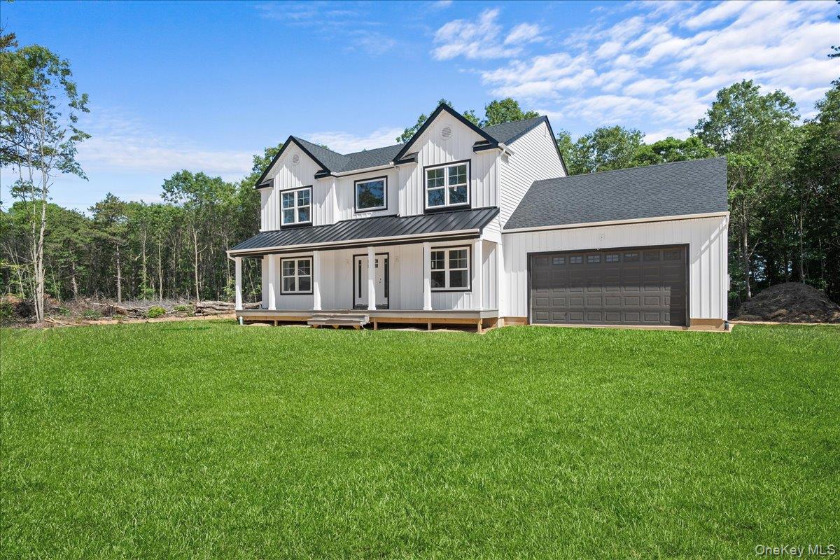 10 Fourth Avenue, Centereach, NY 11720