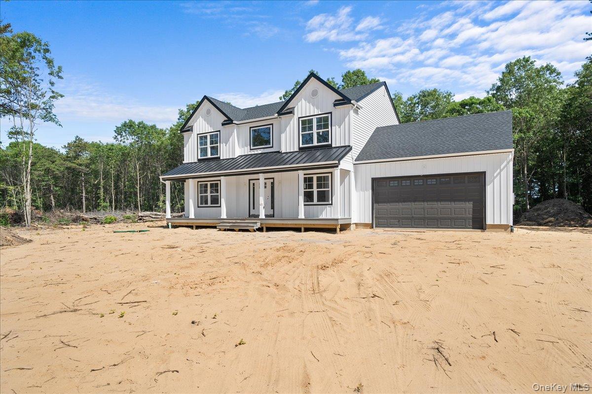 10 Fourth Avenue, Centereach, NY 11720