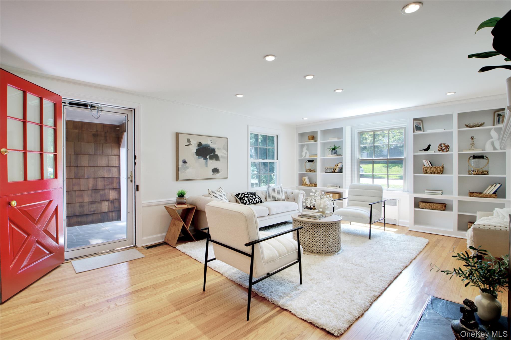 153 Park Avenue, Manhasset, NY 11030