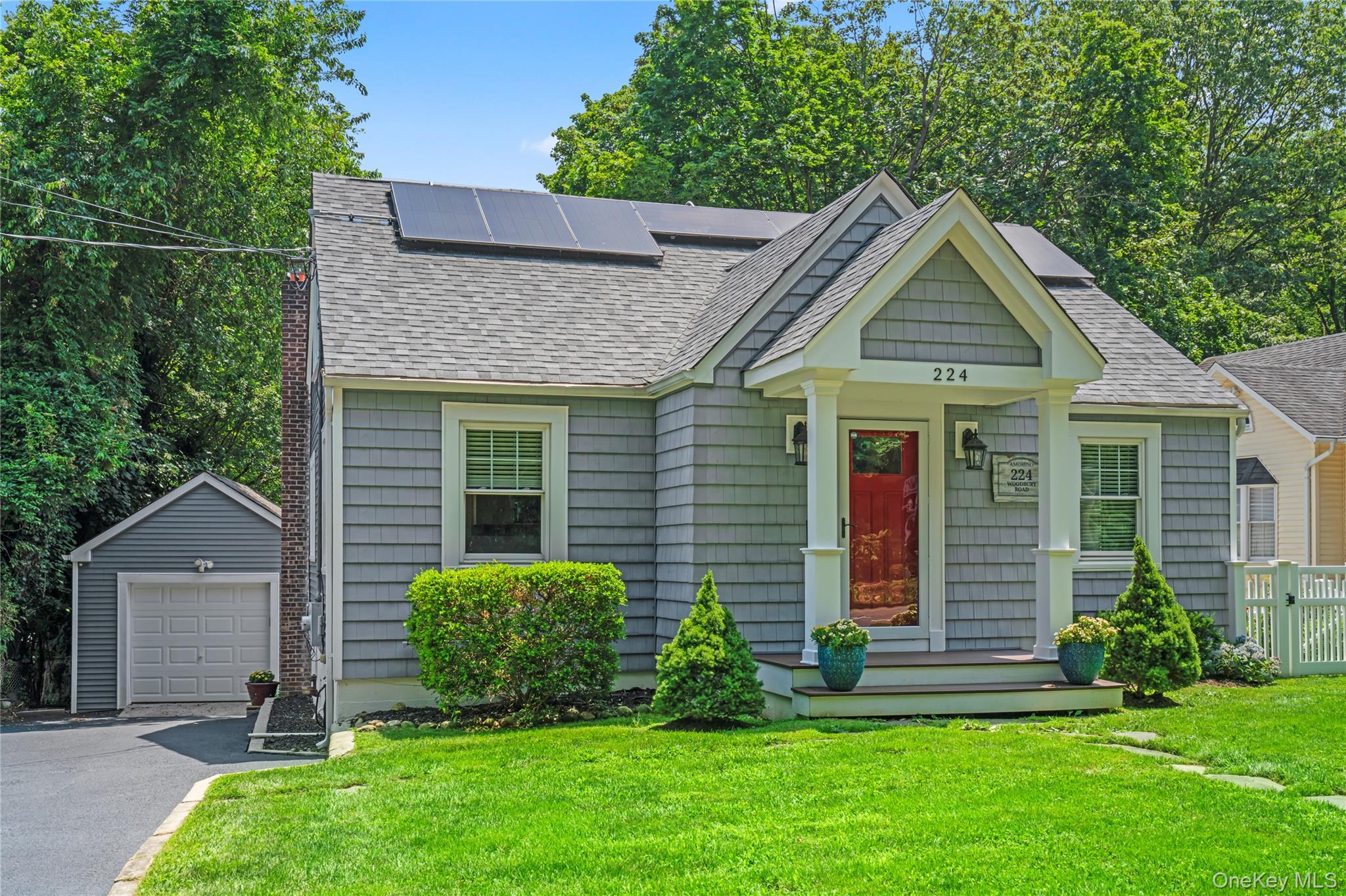 224 Woodbury Road, Huntington, NY 11743