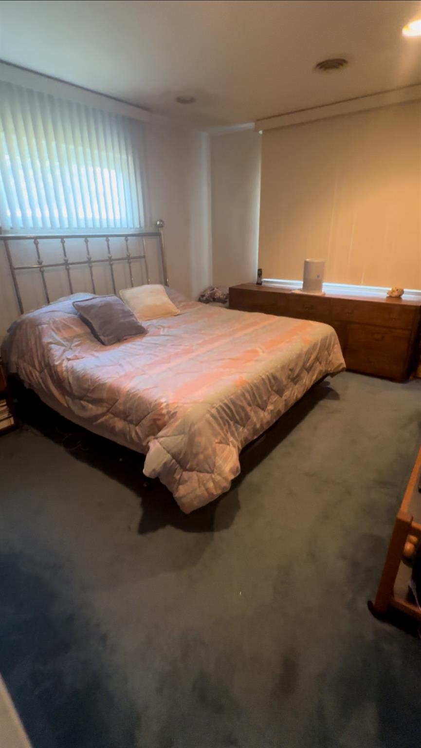 1 Scott Place, Plainview, NY 11803