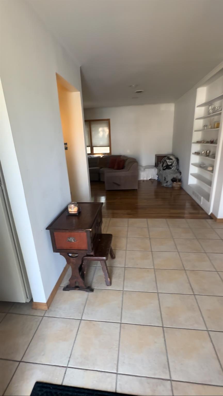 1 Scott Place, Plainview, NY 11803