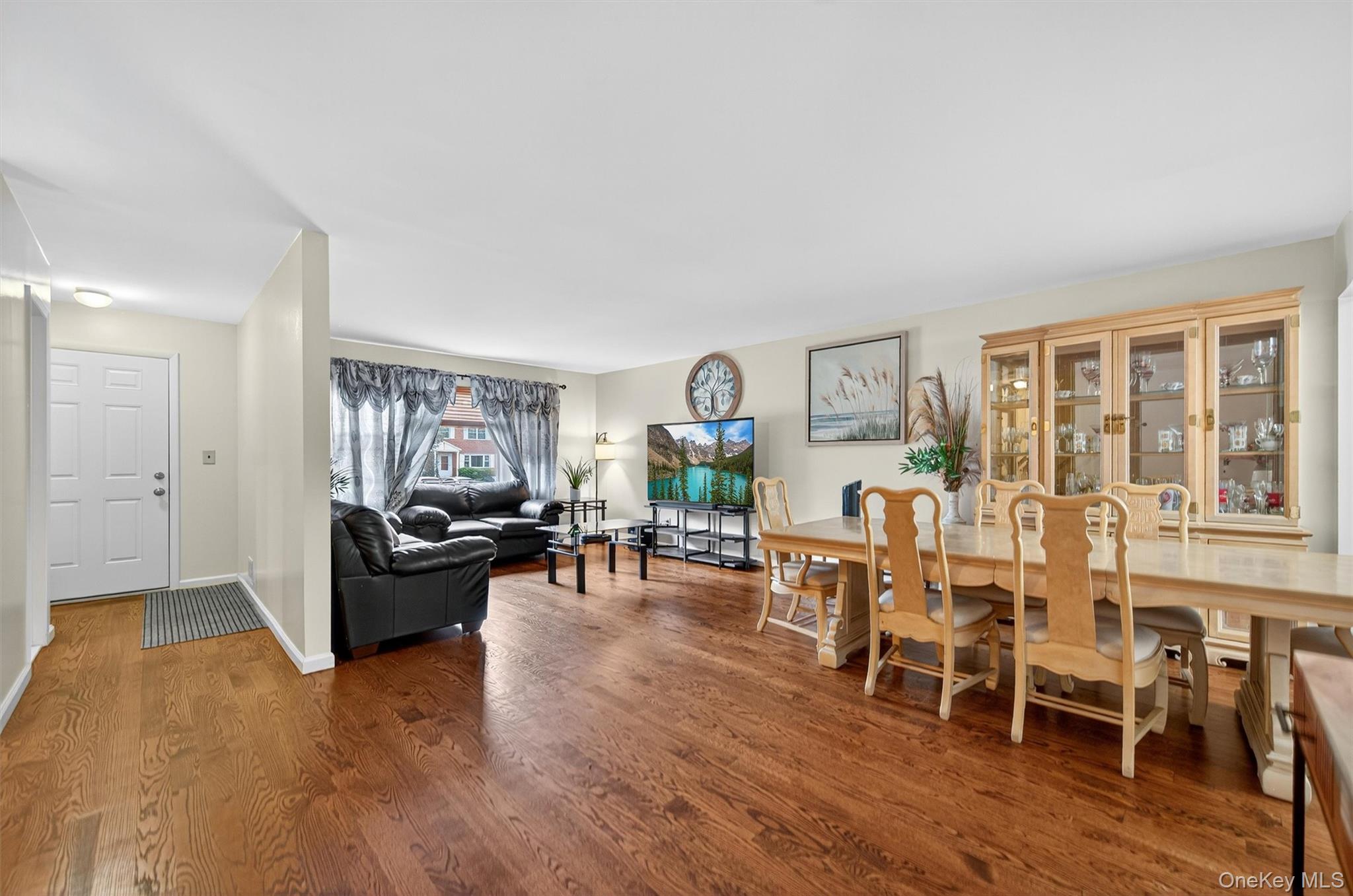 418 Pawnee Court, Suffern, NY 10901