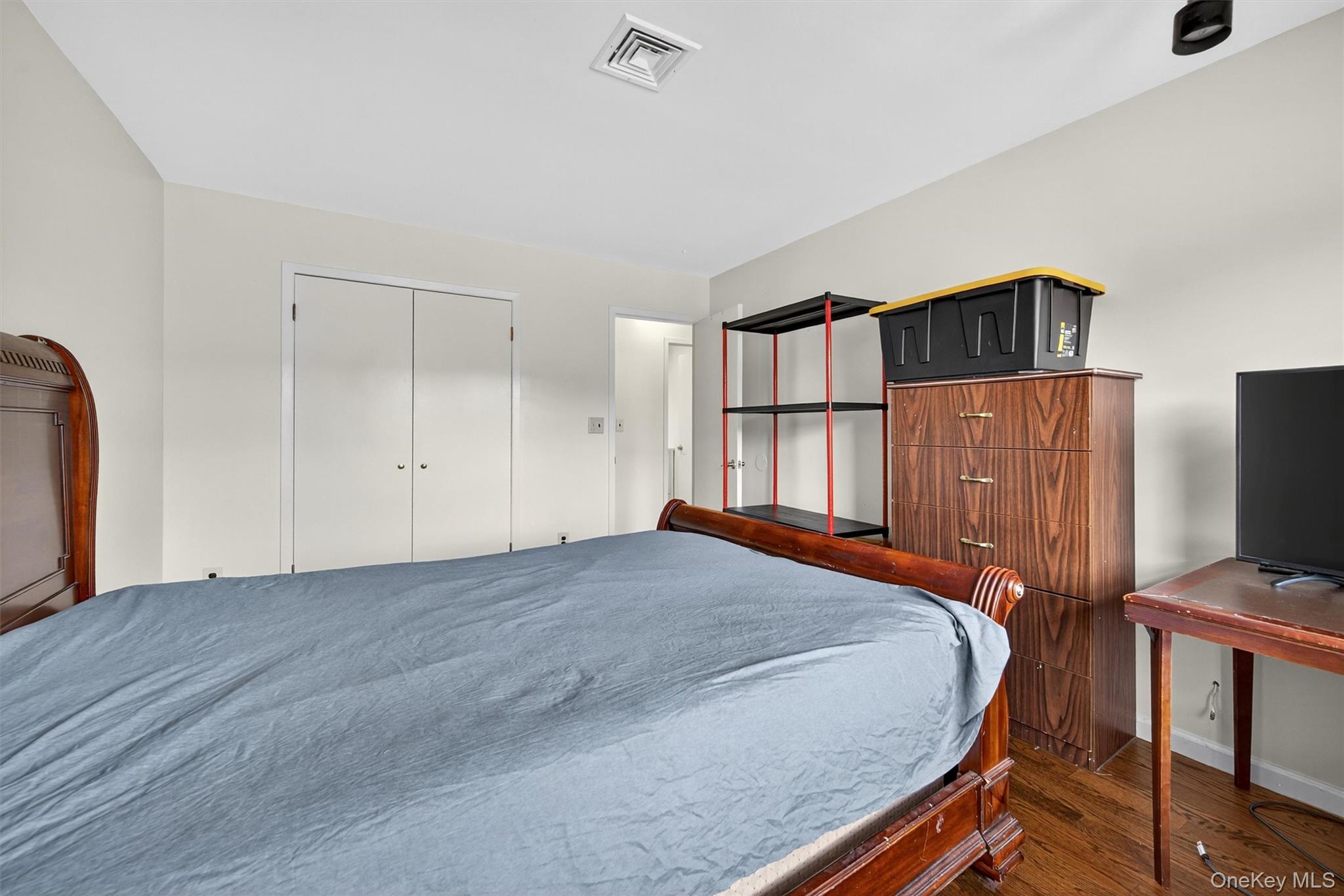 418 Pawnee Court, Suffern, NY 10901