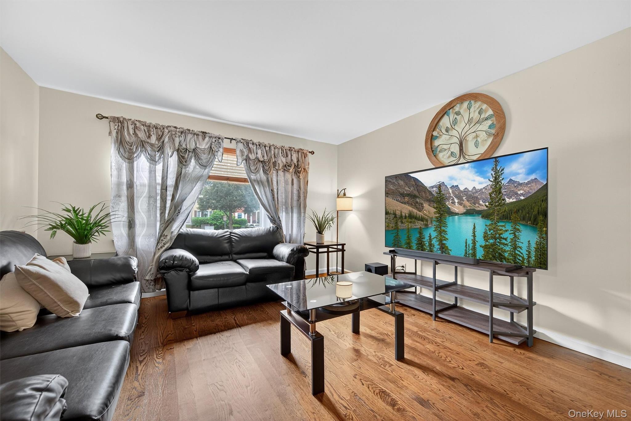 418 Pawnee Court, Suffern, NY 10901