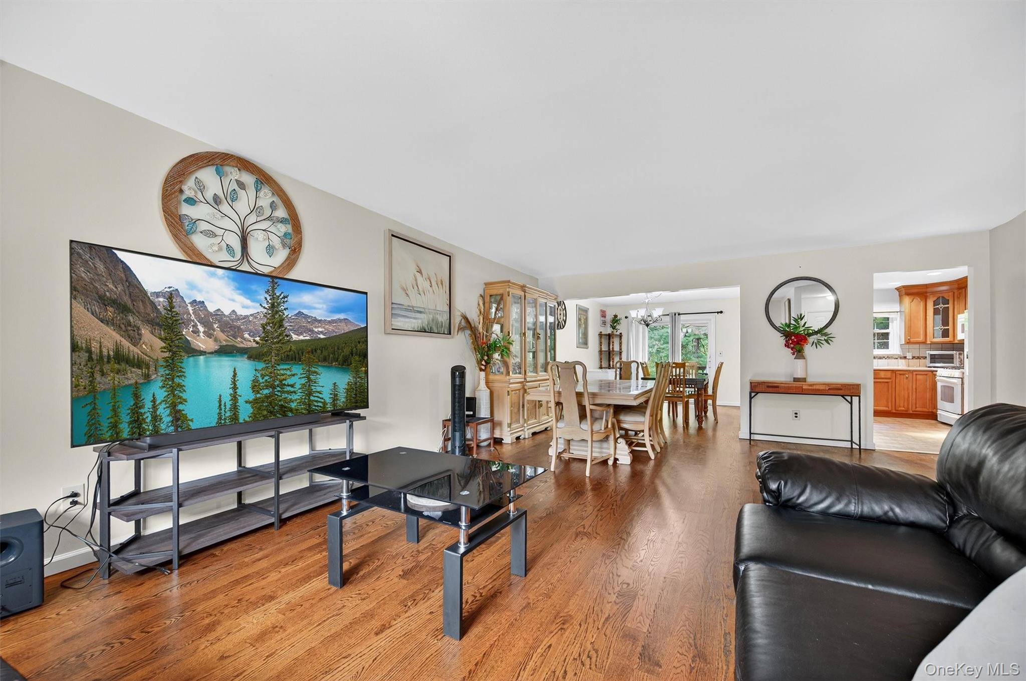 418 Pawnee Court, Suffern, NY 10901