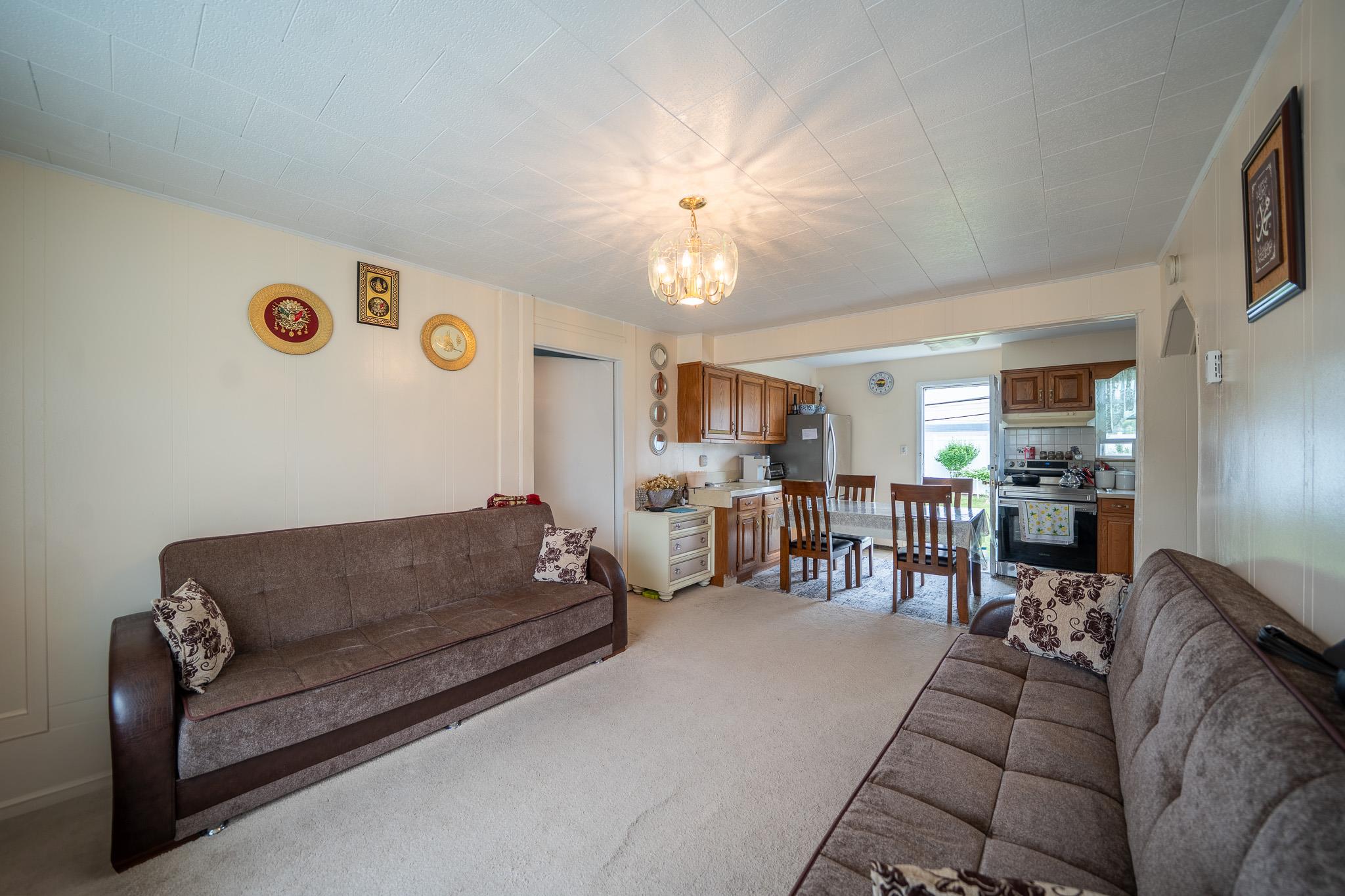 47 Cardinal Road, Levittown, NY 11756