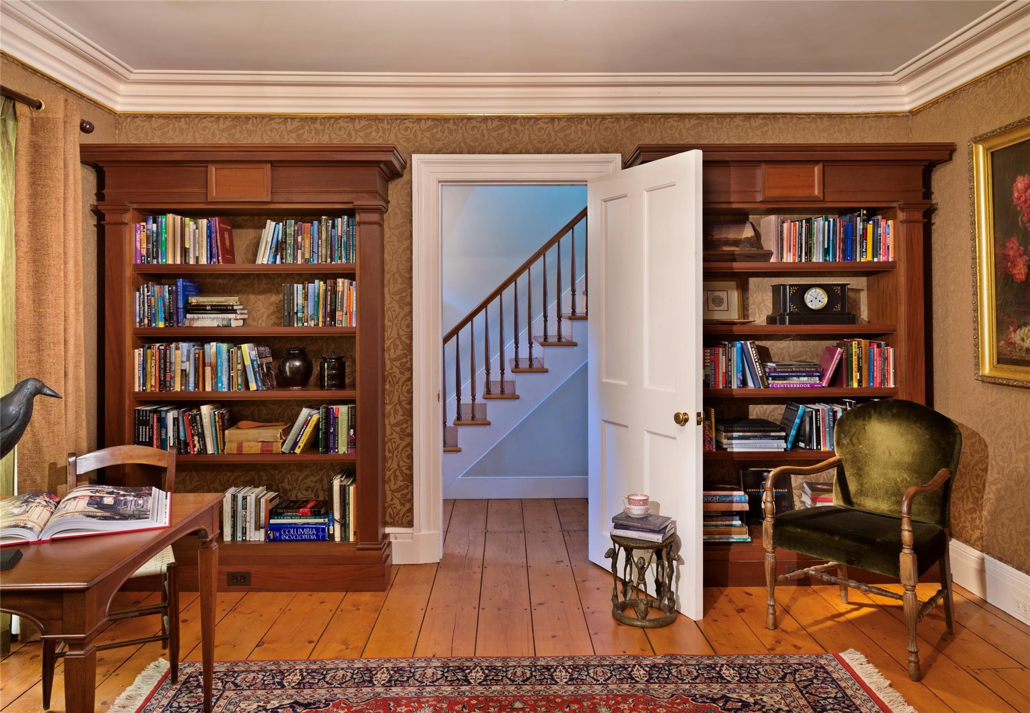 7 Steamboat Dock Lane, Red Hook, NY 12507