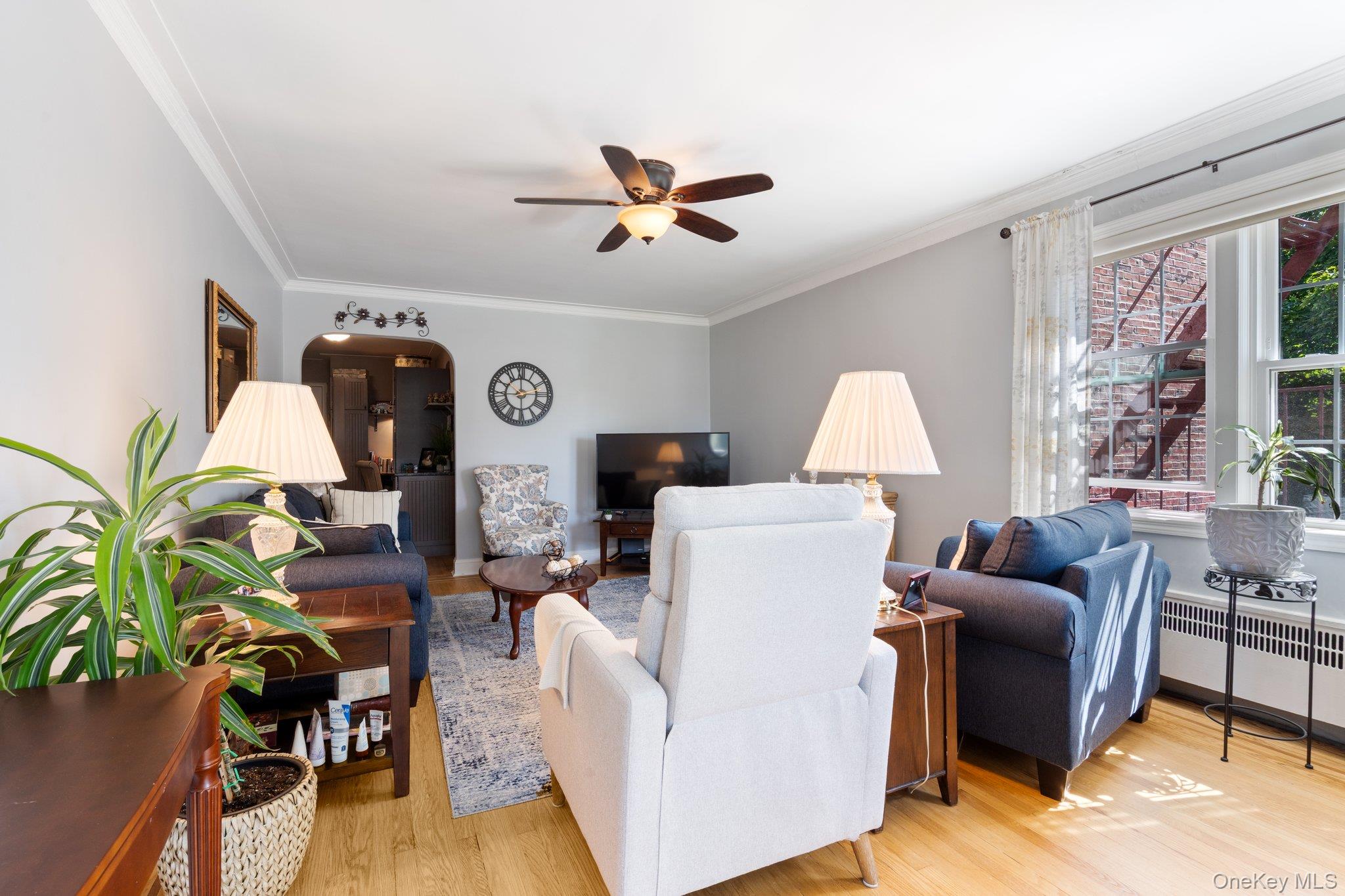 102 S Village Avenue # 2B, Rockville Centre, NY 11570