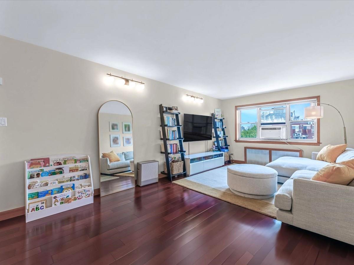 29-49 137th Street # 6G, Flushing, NY 11354