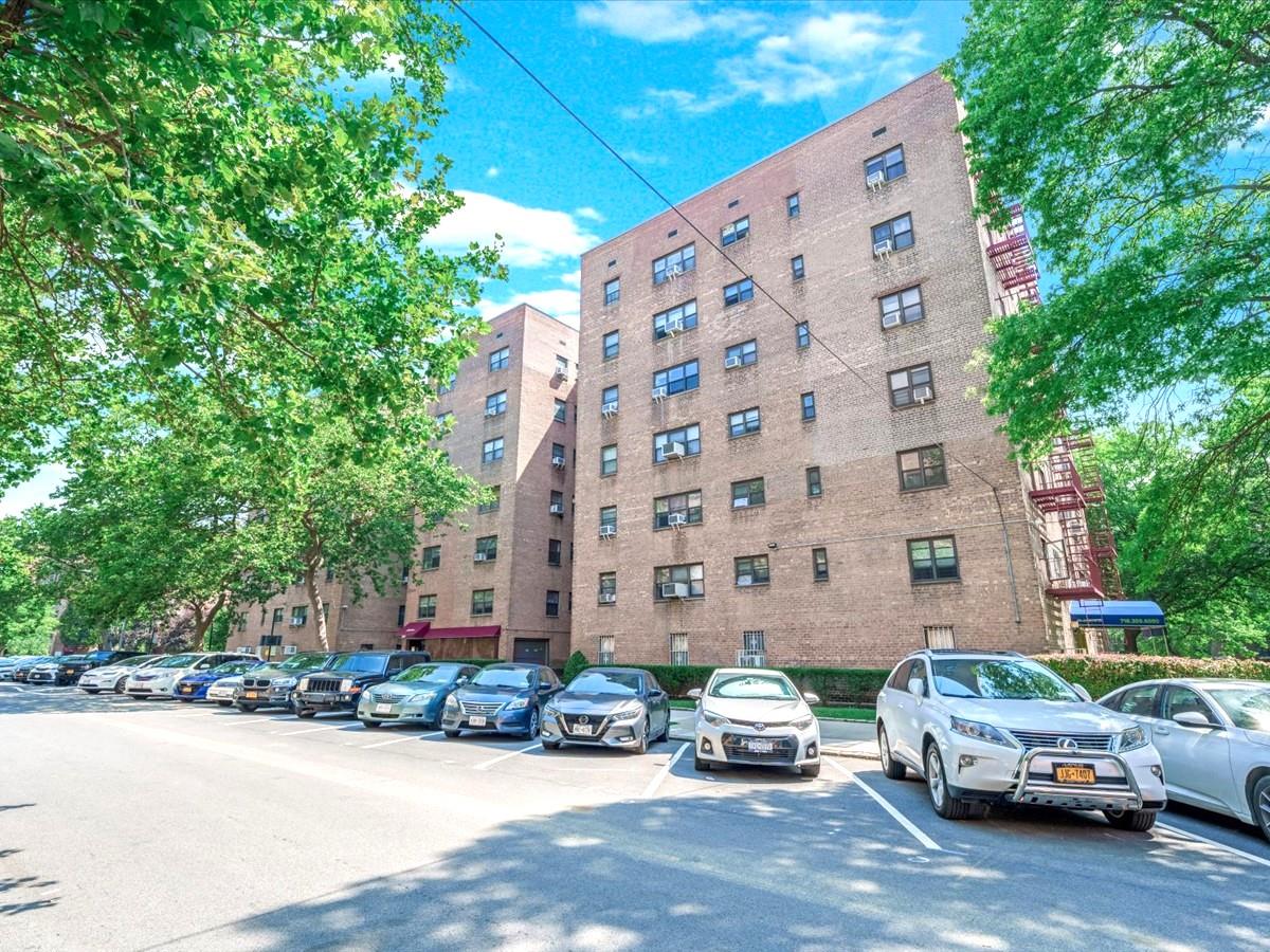 29-49 137th Street # 6G, Flushing, NY 11354
