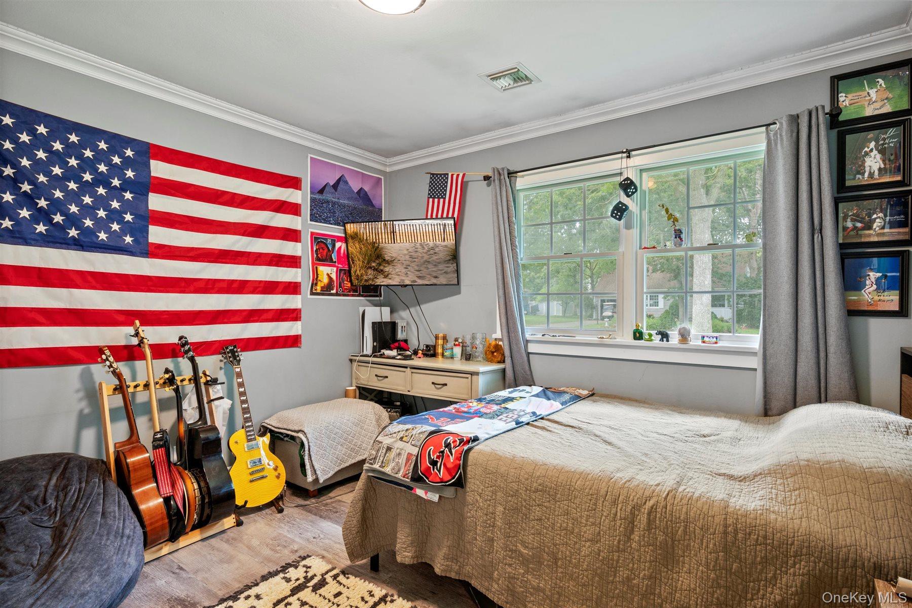 24 Canvasback Lane, East Quogue, NY 11942