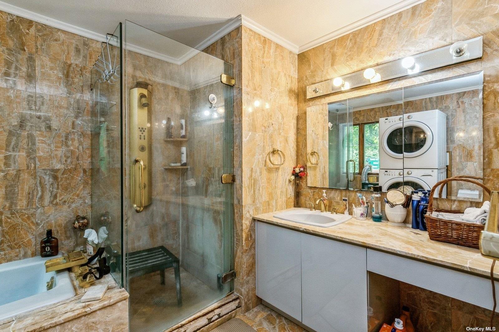 2 Godfrey Lane, Huntington, NY 11743