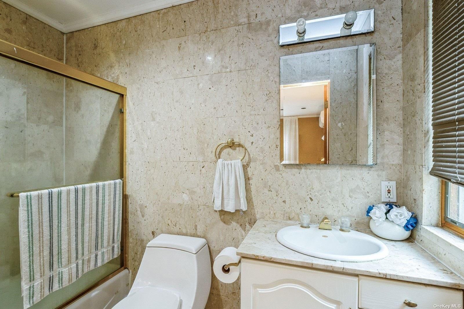 2 Godfrey Lane, Huntington, NY 11743