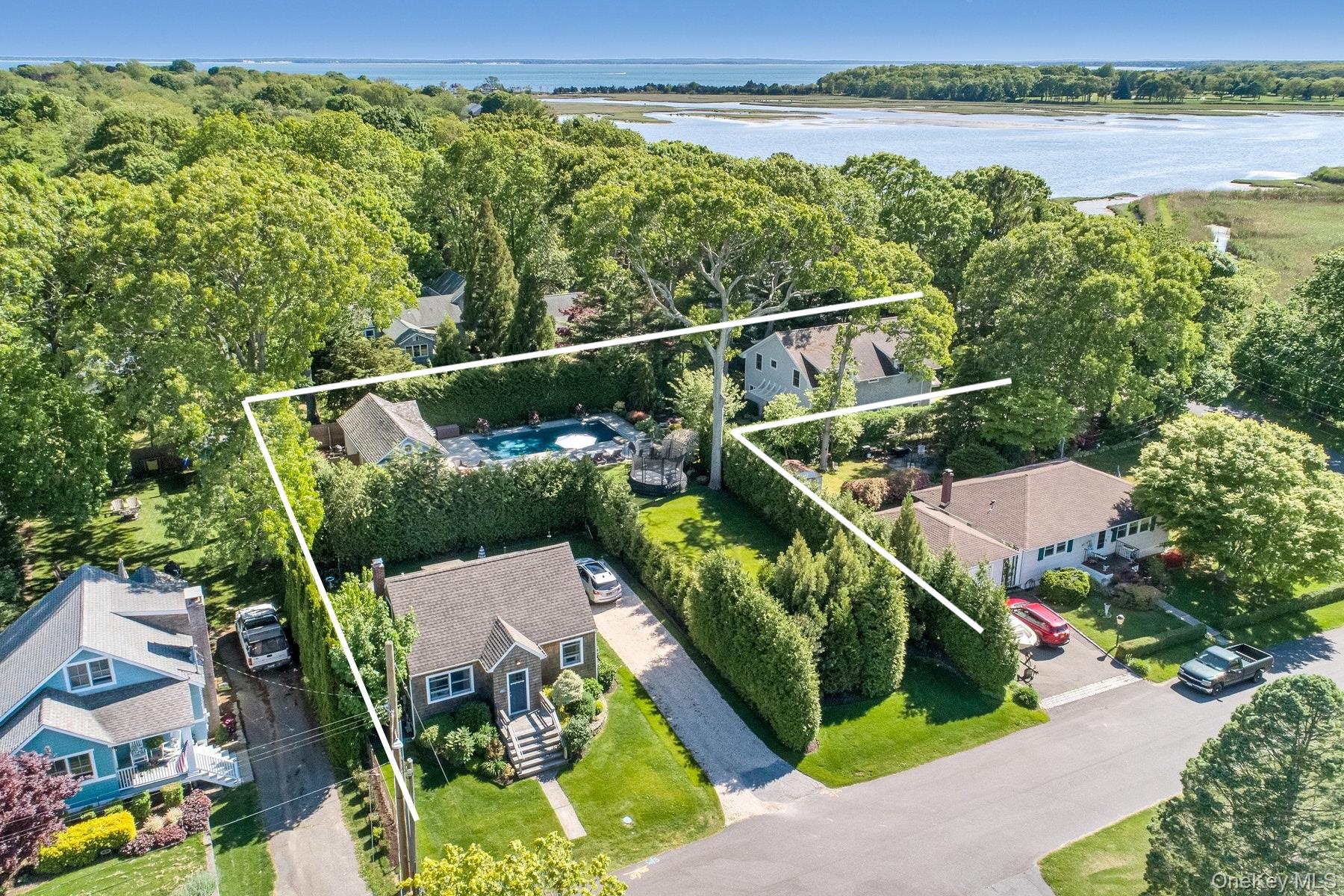 3120 Grathwohl Road, New Suffolk, NY 11956