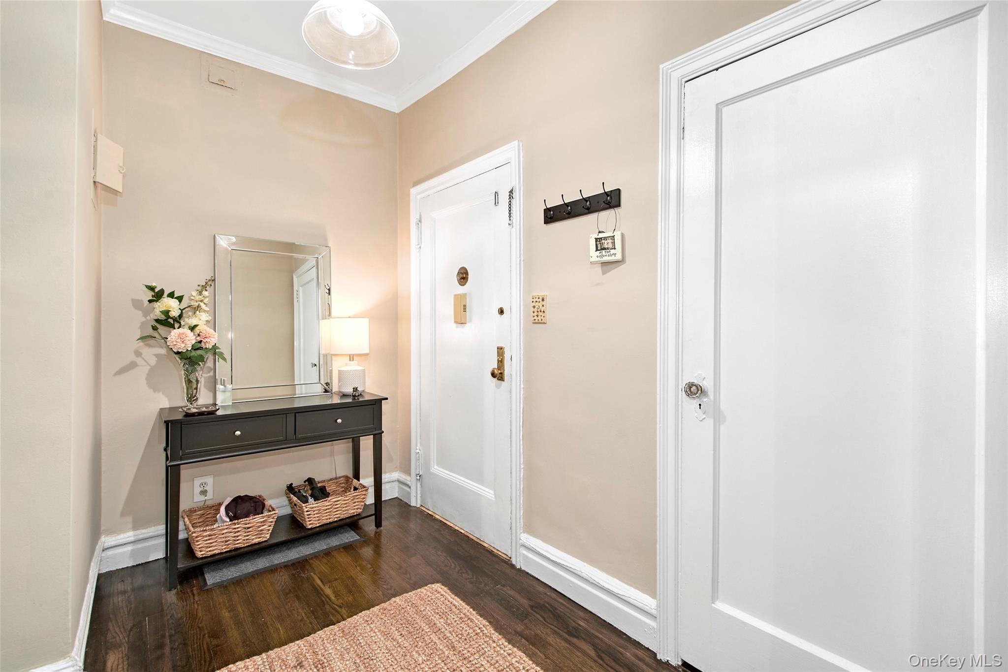 45 W Pondfield Road # 1F, Bronxville, NY 10708