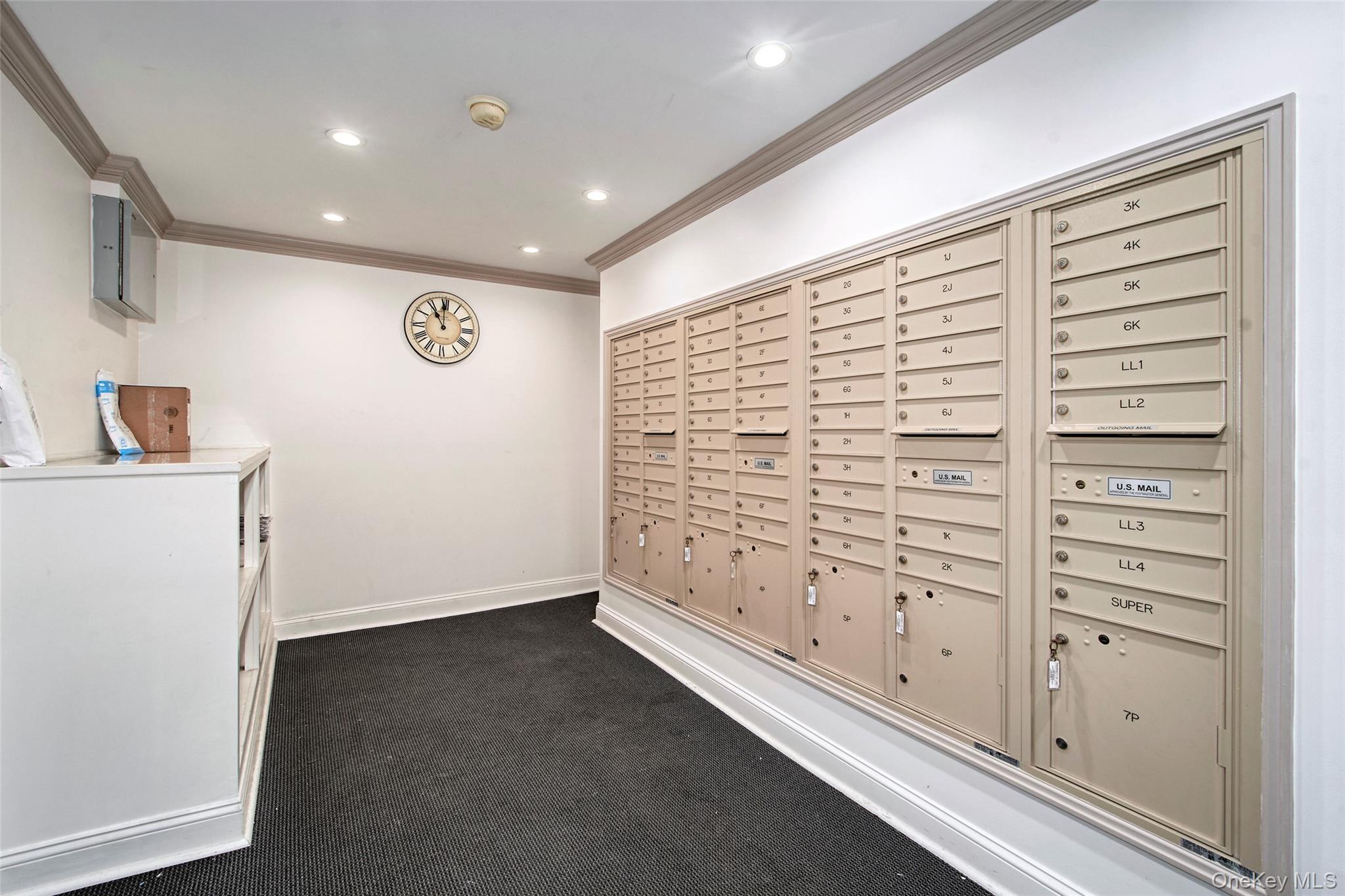 45 W Pondfield Road # 1F, Bronxville, NY 10708