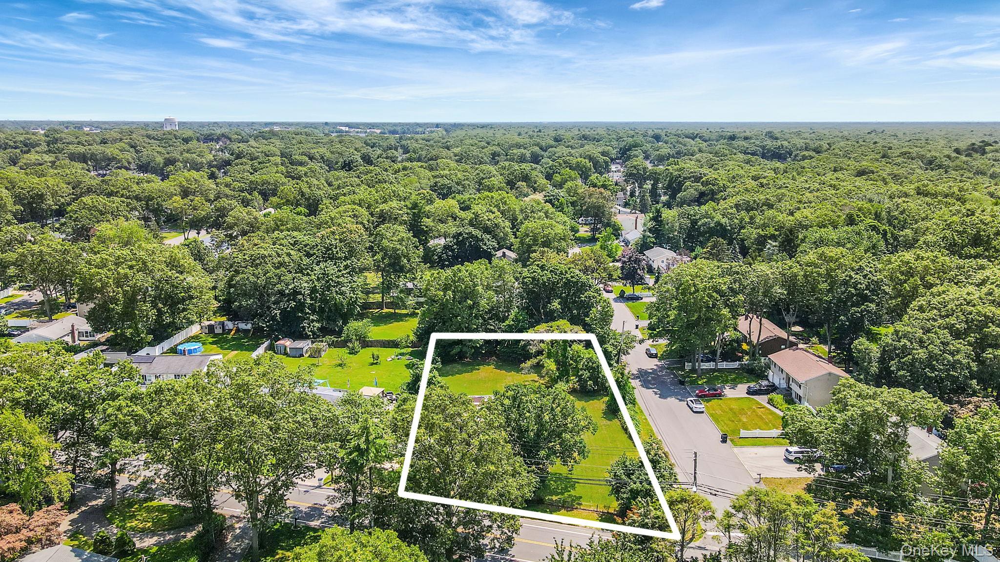 318 A Johnson Avenue, Ronkonkoma, NY 11779