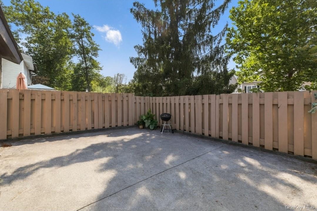 53 Sunny Brook Circle, Highland, NY 12528